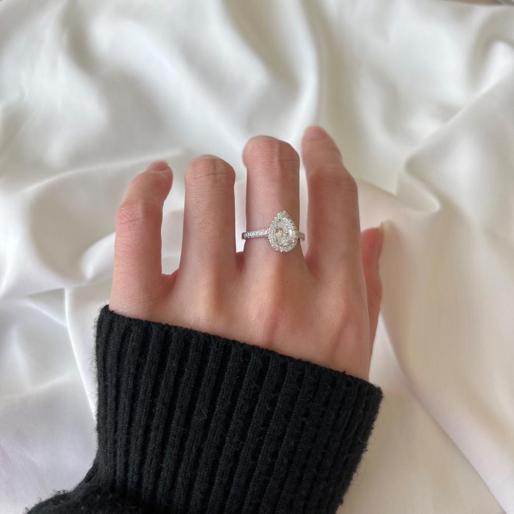 [AIYO]#【3】 Colorful Jewelry Ring  (all $25 Free Shipping) [Buy One Get Three Free: Earrings, Ring Box, Cloth]